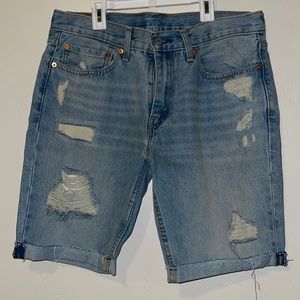 Men’s denim ripped short